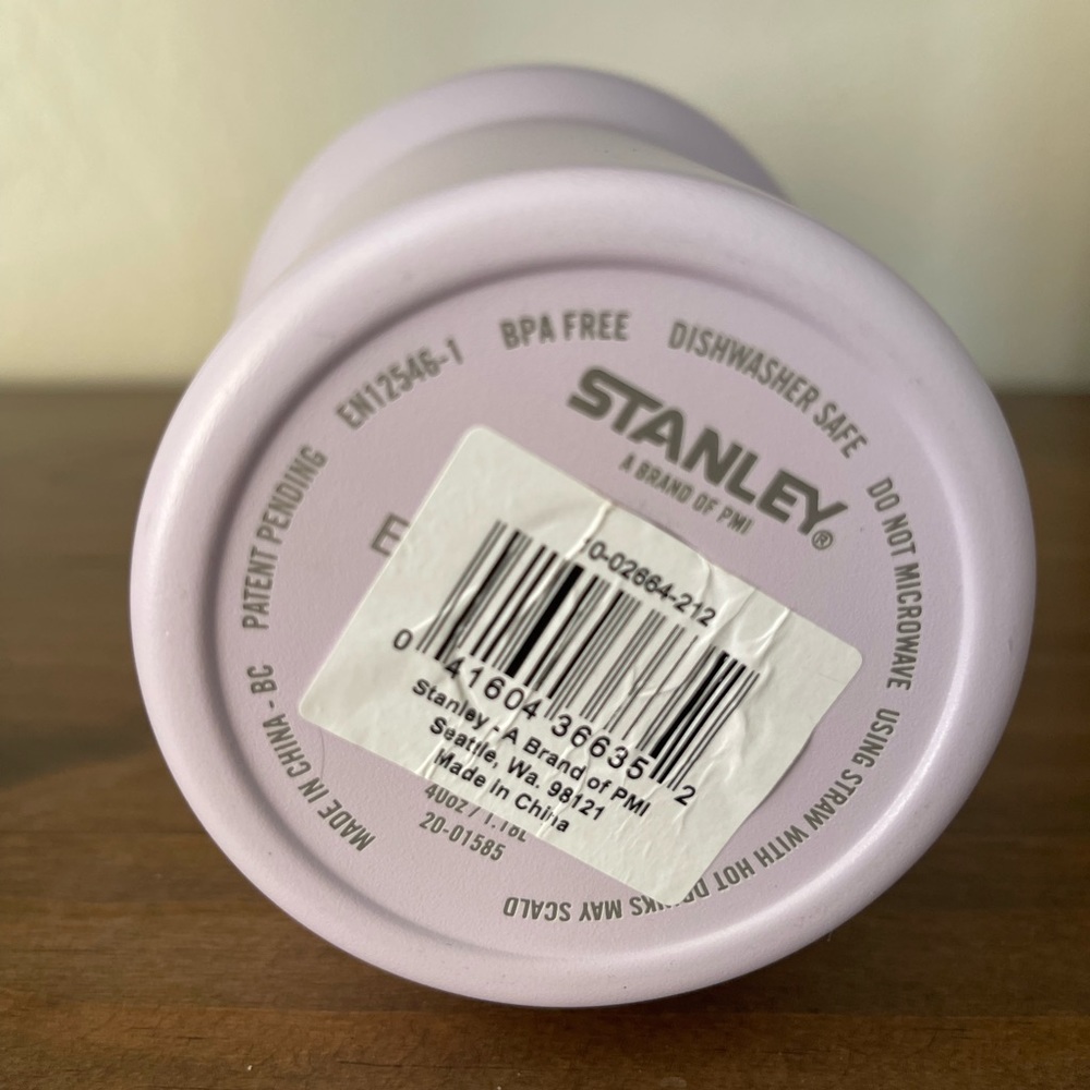 Stanley - 40oz Quencher Orchid. Only used once - with water. - Picture 3 of 3